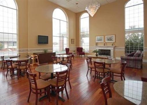 фото отеля Comfort Suites Lubbock