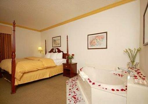 фото отеля Comfort Suites Lubbock