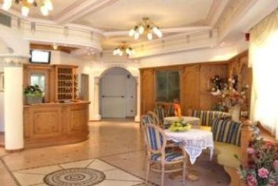 фото отеля Hotel Europa Molveno