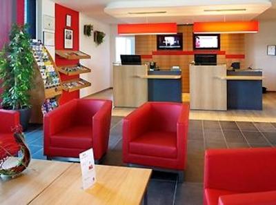 фото отеля Ibis Hotel Bulle La Gruyere