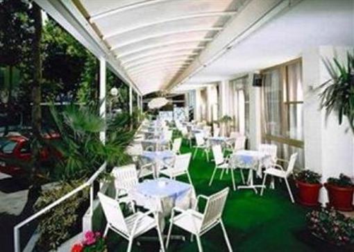 фото отеля Hotel Madison Rimini