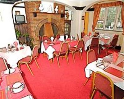 фото отеля Tudor Lodge Hotel Nottingham