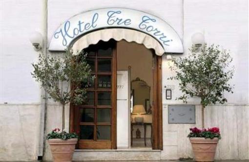 фото отеля Hotel Tre Torri Ostuni