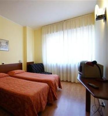 фото отеля Domus Hotel Alessandria