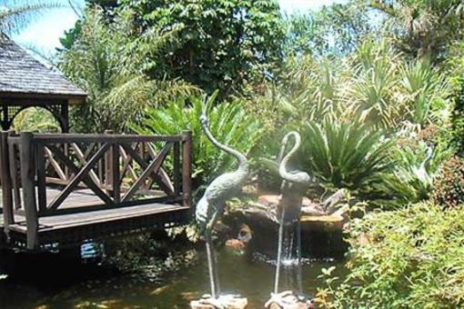 фото отеля Summerfield Botanical Garden