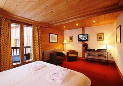 фото отеля Hotel La Savoyarde Val-d'Isere