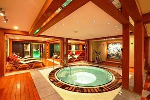 фото отеля Hotel La Savoyarde Val-d'Isere