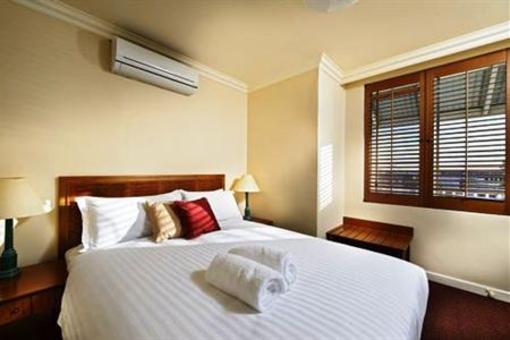 фото отеля Tradewinds Hotel Fremantle