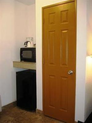 фото отеля Americas Best Inn Flagstaff