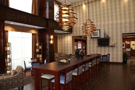 фото отеля Hampton Inn & Suites Brenham