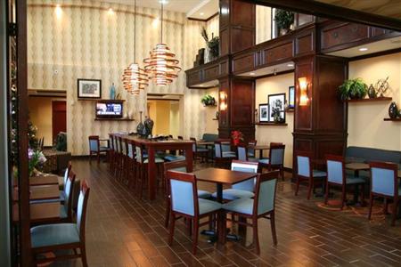 фото отеля Hampton Inn & Suites Brenham