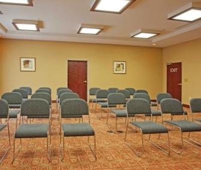 фото отеля Holiday Inn Express Hotel & Suites Amarillo South
