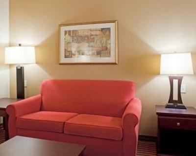 фото отеля Holiday Inn Express Hotel & Suites Amarillo South