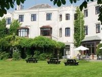 Lyndhurst Park Hotel