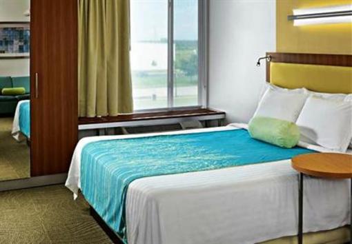 фото отеля SpringHill Suites Saginaw