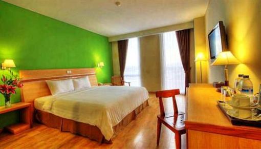 фото отеля Grand Dafam MM Yogyakarta Hotel