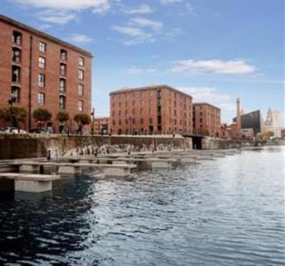 фото отеля The Joker Boat Albert Dock Liverpool