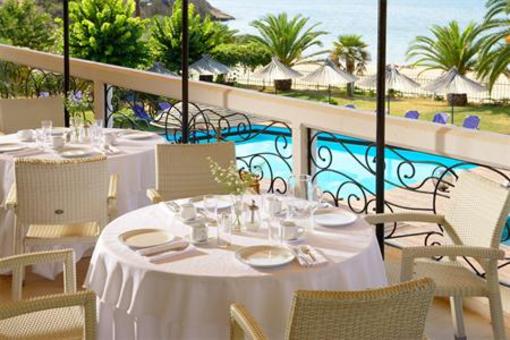 фото отеля Kamari Beach Hotel Potos