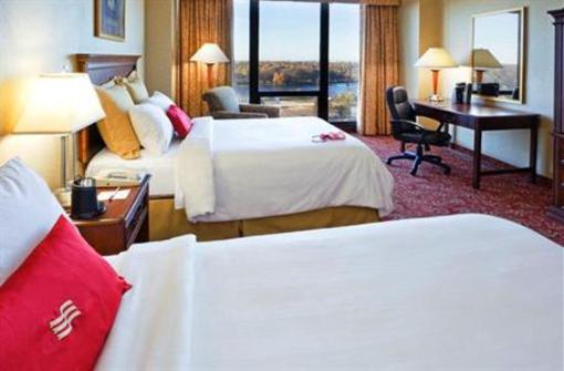 фото отеля Crowne Plaza Hotel Philadelphia - Cherry Hill