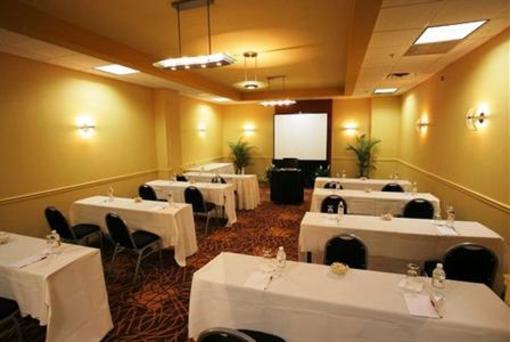 фото отеля Crowne Plaza Hotel Philadelphia - Cherry Hill