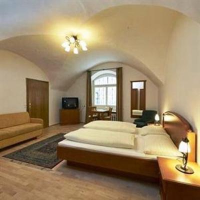 фото отеля Hotel Goldene Krone Salzburg