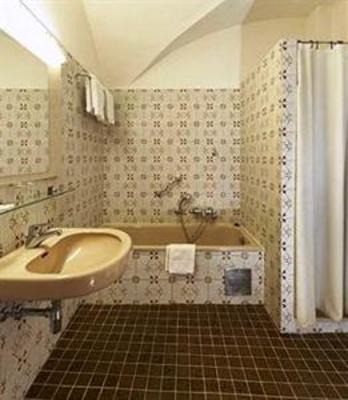 фото отеля Hotel Goldene Krone Salzburg