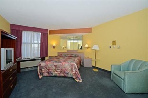 фото отеля Americas Best Value Inn & Suites Kalamazoo