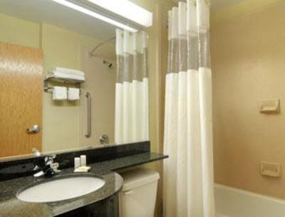 фото отеля Microtel Inn & Suites by Wyndham Saraland North Mobile