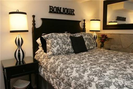 фото отеля Hillside House Bed and Breakfast