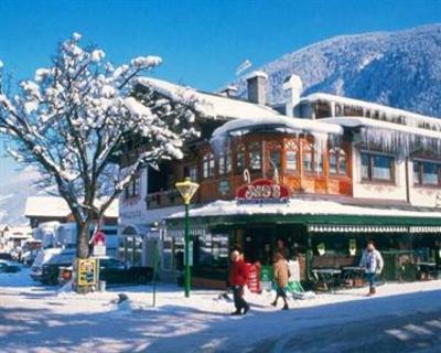 фото отеля Hotel Garni Austria Mayrhofen