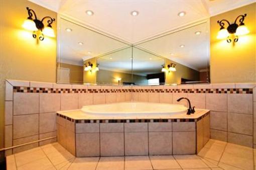 фото отеля Best Western Plus Johnson City Hotel & Conference Center