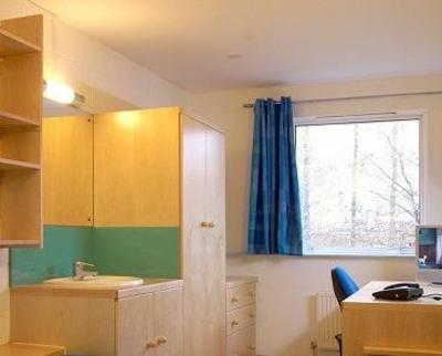 фото отеля University of Bath - East Accommodation