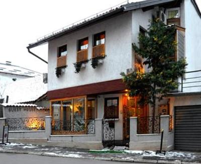 фото отеля Halvat Guesthouse