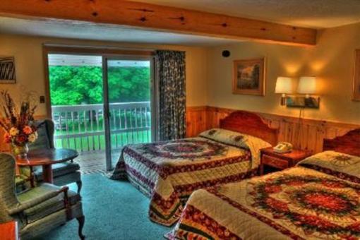 фото отеля Covered Bridge River View Lodge