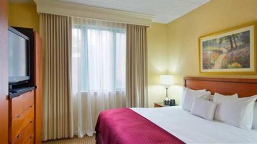 фото отеля Doubletree Guest Suites Mt. Laurel