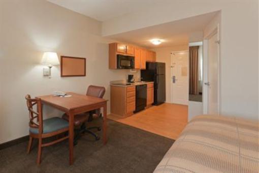 фото отеля Candlewood Suites Pearl