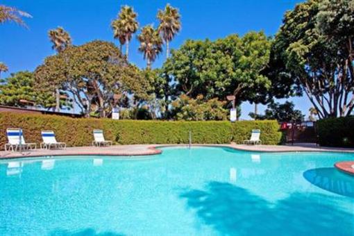 фото отеля Holiday Inn Express Hotel & Suites Ventura Harbor