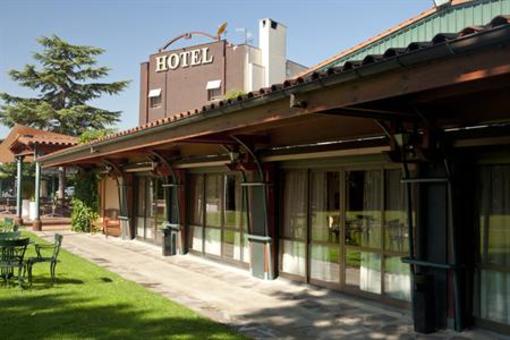 фото отеля Hotel Don Carlos Huarte