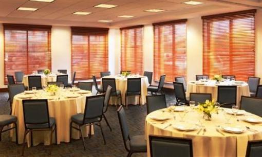 фото отеля Four Points by Sheraton Tempe