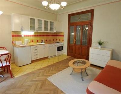 фото отеля Karlova Apartments