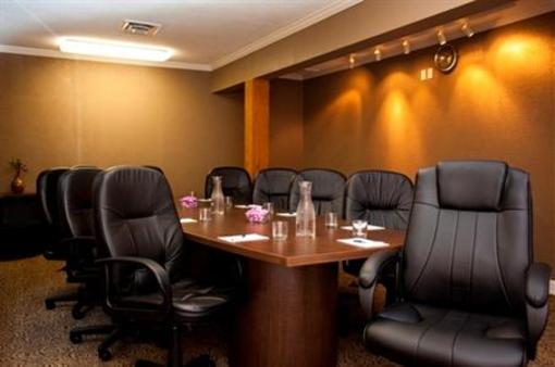 фото отеля Chase Suite Hotel Overland Park