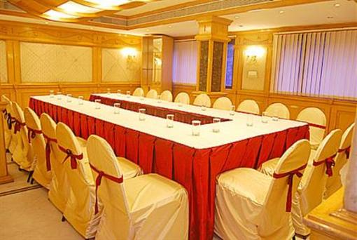 фото отеля Raj Palace Hotel