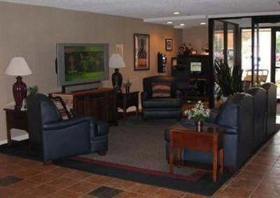 фото отеля Comfort Inn at Andrews AFB