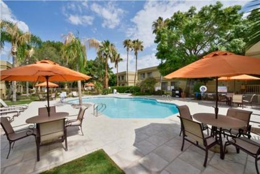 фото отеля Best Western Plus Tucson International Airport Hotel & Suites
