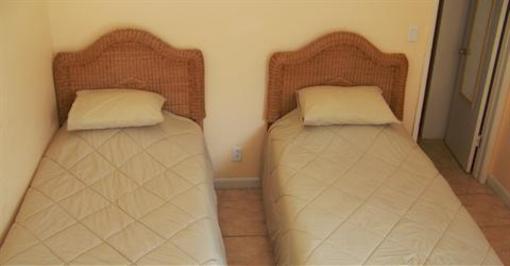 фото отеля Sun & Surf Motel