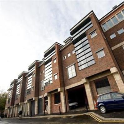 фото отеля Clearly Apartments Fulford Place