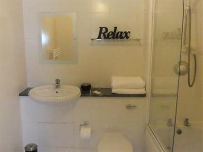 фото отеля Clearly Apartments Fulford Place