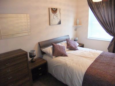 фото отеля Clearly Apartments Fulford Place