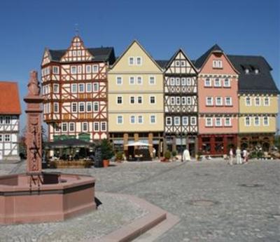 фото отеля Landhotel Zum Hessenpark Neu-Anspach