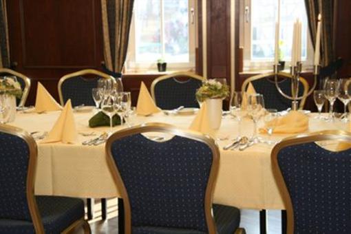 фото отеля Landhotel Zum Hessenpark Neu-Anspach